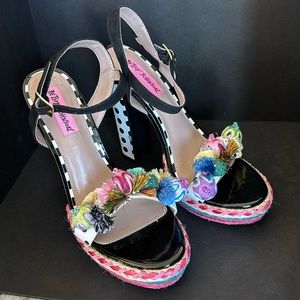 Betsey Johnson Polka Dot Pom Pom Sandal Heels Colorful Sz 7.5